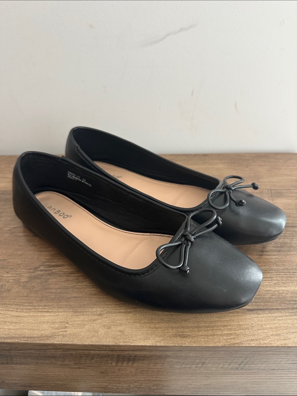 BAMBOO Black Square-Toe Bow Ballet Flats